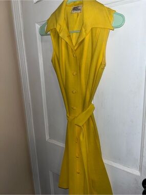 Trac Bright Yellow Sleeveless Button-Front Midi Dress with Tie